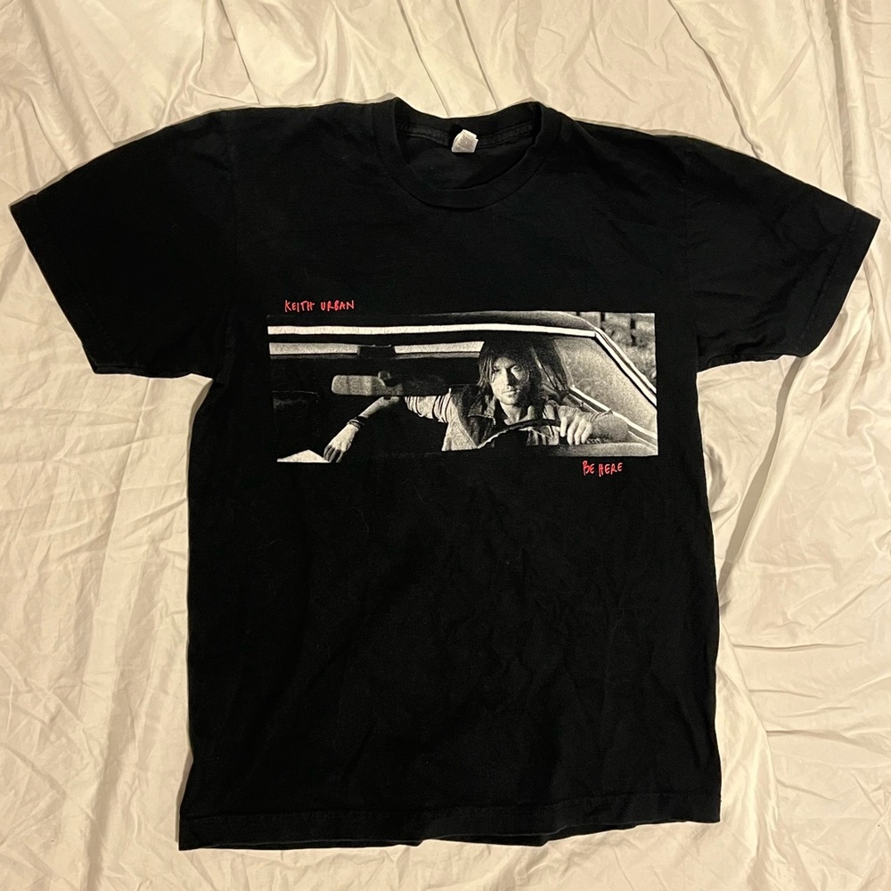 2004 be here tour keith urban shirt